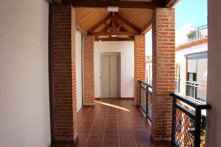 Image No.36-4 Bed Property for sale