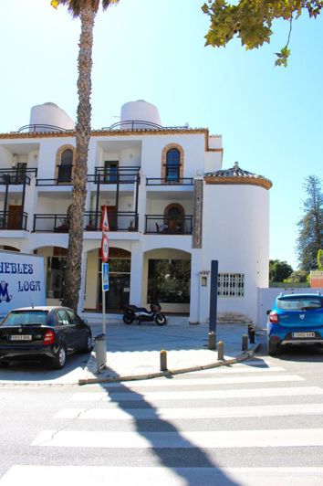 Image No.43-4 Bed Property for sale