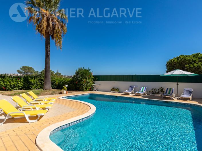 Image No.13-6 Bed House for sale