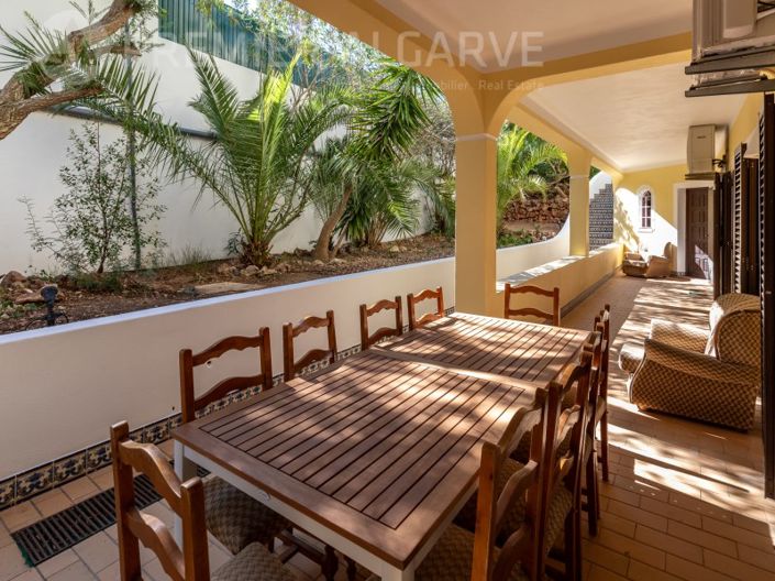 Image No.54-6 Bed House for sale