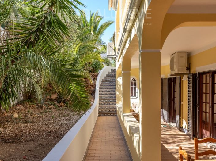 Image No.57-6 Bed House for sale