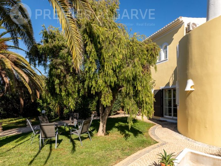 Image No.60-6 Bed House for sale