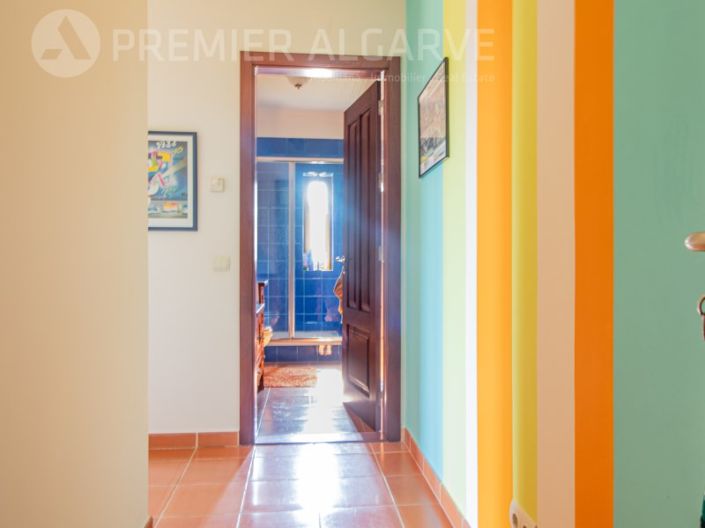 Image No.22-5 Bed House for sale