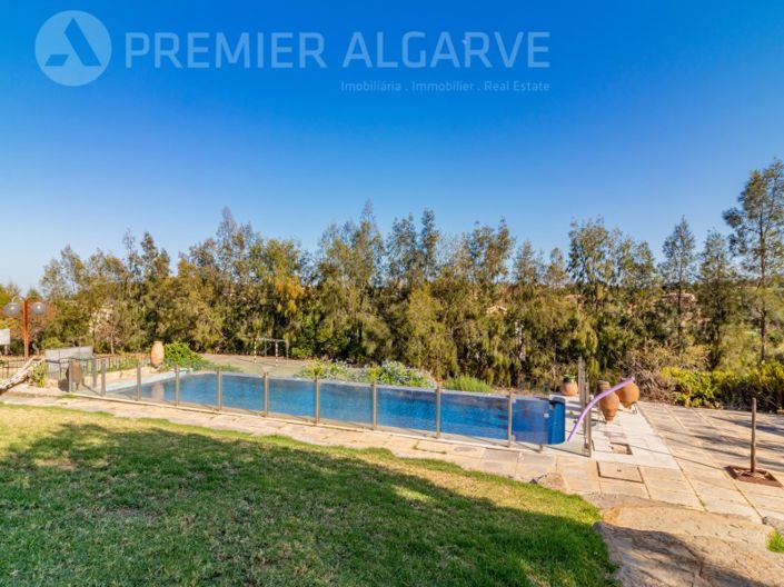 Image No.4-5 Bed House for sale