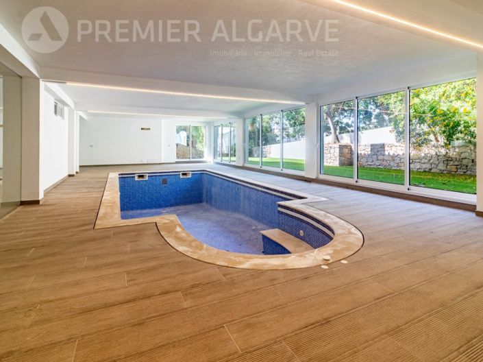 Image No.34-6 Bed House for sale