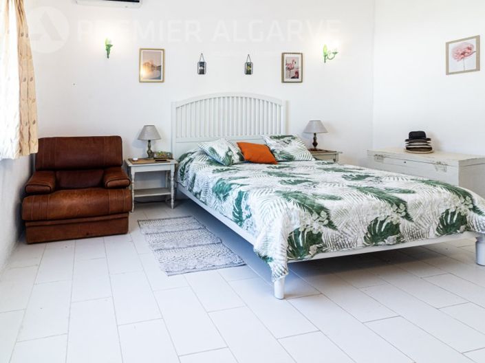 Image No.23-5 Bed House for sale