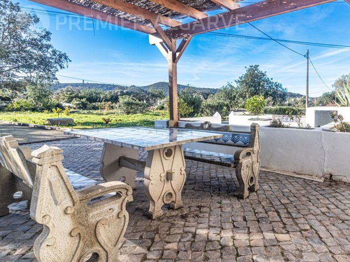 Image No.3-5 Bed House for sale