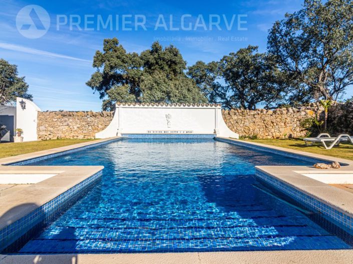 Image No.4-5 Bed House for sale