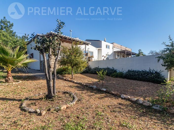 Image No.12-6 Bed House for sale