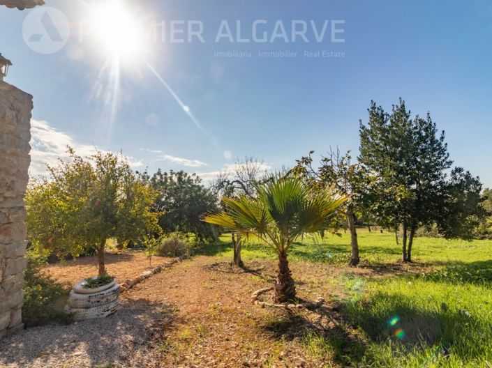 Image No.38-6 Bed House for sale