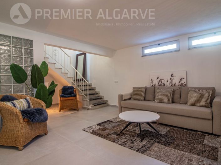 Image No.39-5 Bed House for sale