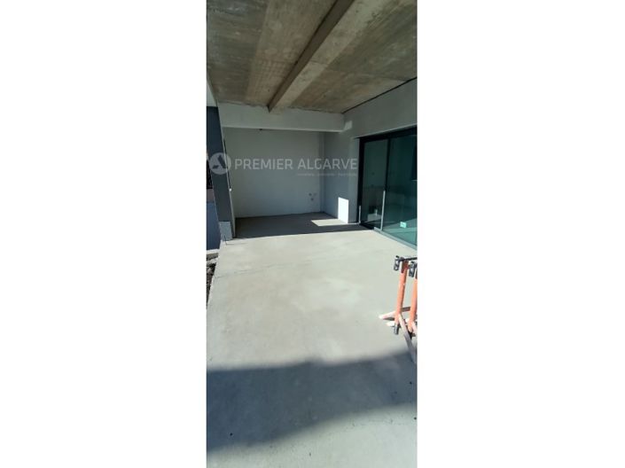 Image No.11-4 Bed House for sale