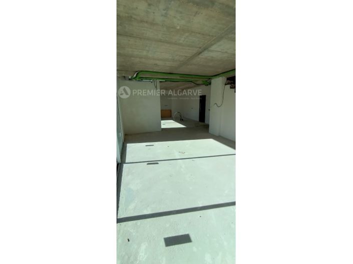 Image No.13-4 Bed House for sale