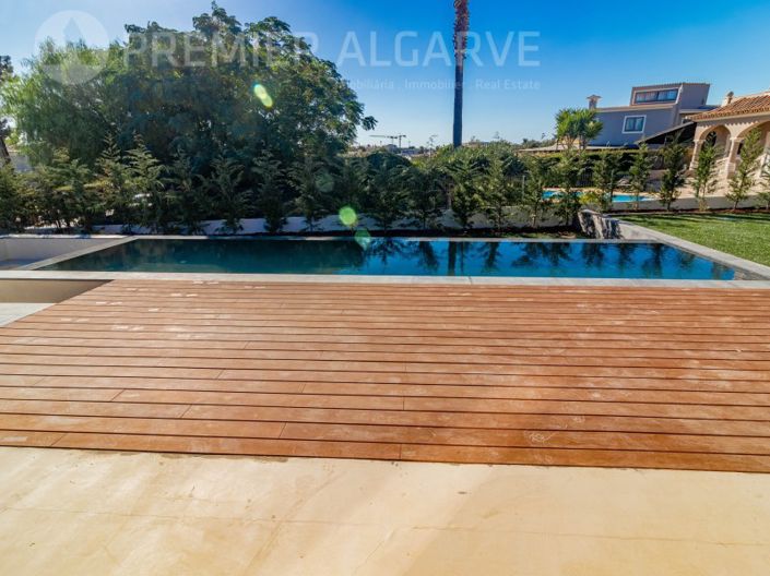 Image No.4-4 Bed House for sale