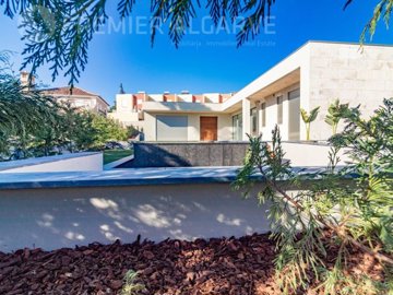 id40e68501-0000-0500-0000-0000171b1bf6