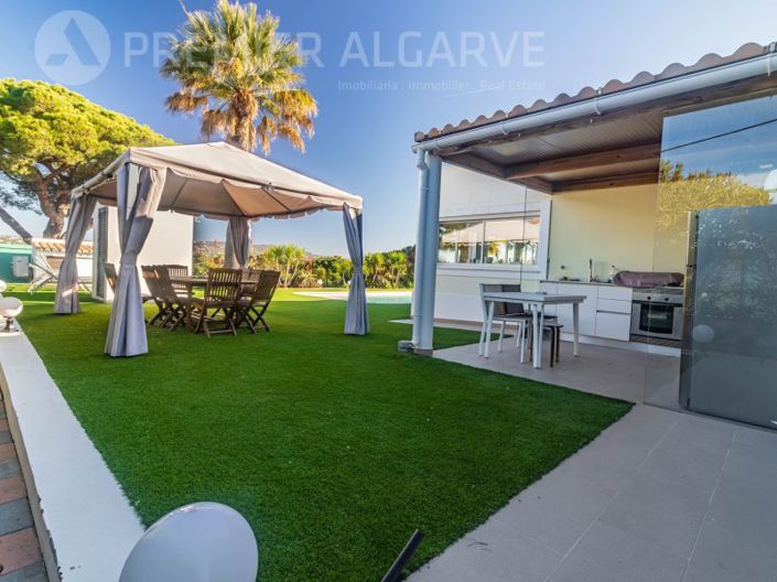 Image No.4-3 Bed House for sale