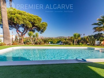 idfa108601-0000-0500-0000-0000142f79aa