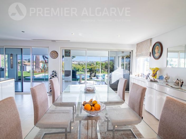 Image No.22-3 Bed House for sale