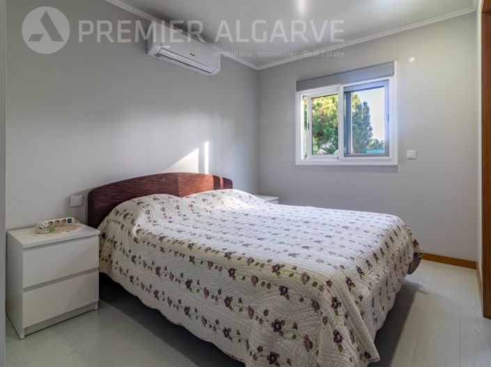 Image No.44-3 Bed House for sale