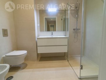 idbcc49a01-0000-0500-0000-000015838953