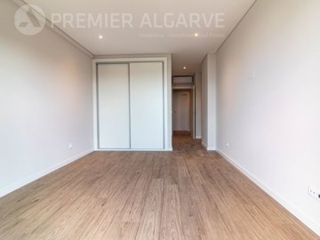 idbcc49a01-0000-0500-0000-000015838956