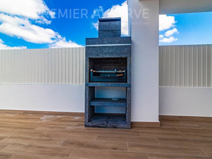 Image No.2-3 Bed Apartment for sale