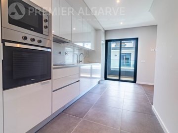 idbcc49a01-0000-0500-0000-00001583894b