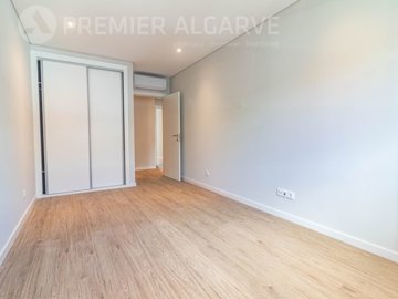 idbcc49a01-0000-0500-0000-000015838950