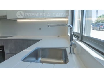 id86b0a201-0000-0500-0000-000016704381