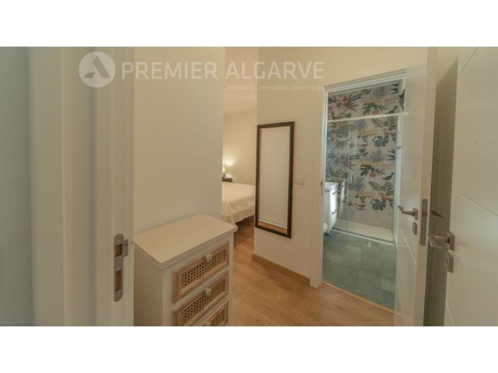 Image No.16-3 Bed House for sale