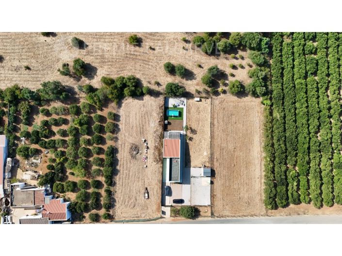 Image No.2-3 Bed House for sale