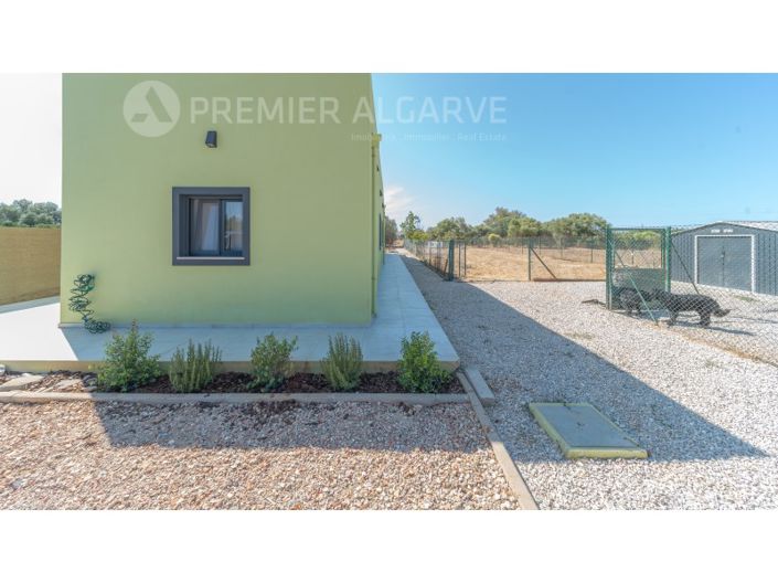 Image No.5-3 Bed House for sale