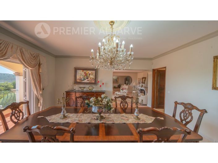 Image No.30-4 Bed House for sale