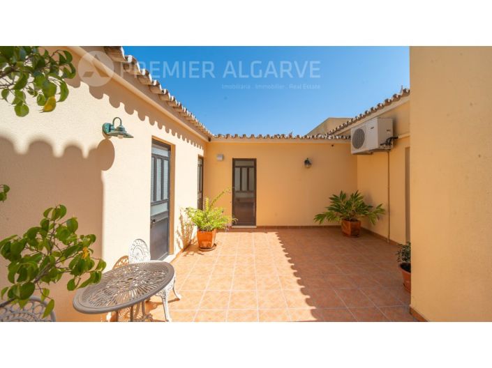 Image No.31-4 Bed House for sale