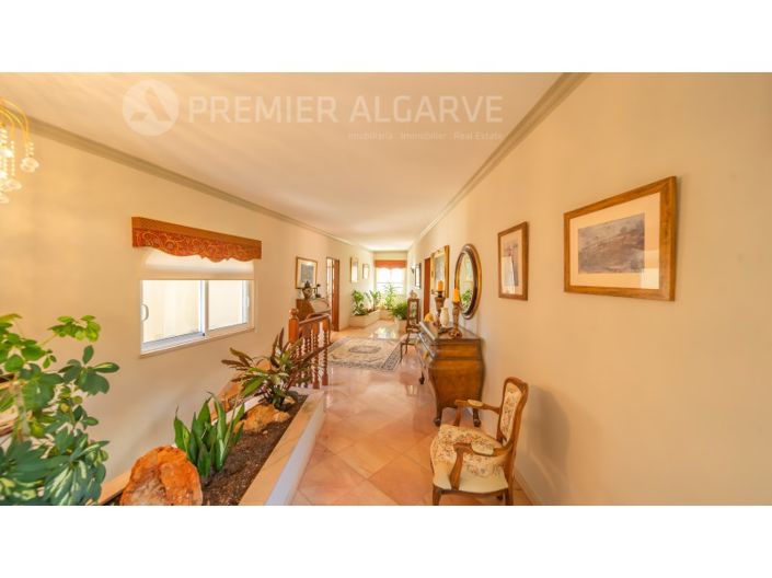 Image No.36-4 Bed House for sale