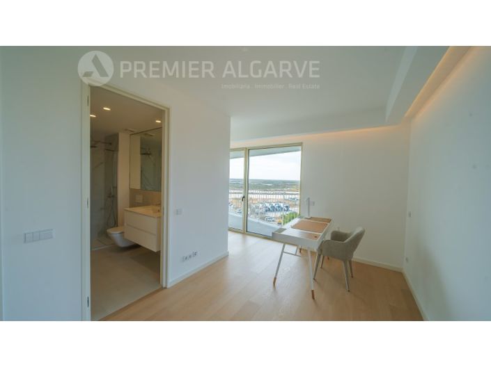 Image No.11-3 Bed Apartment for sale