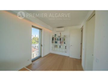 id8022af01-0000-0500-0000-0000172923d9