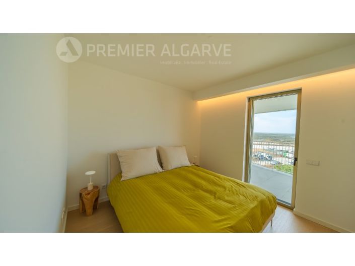 Image No.14-3 Bed Apartment for sale