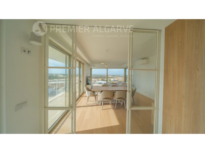 Image No.3-3 Bed Apartment for sale