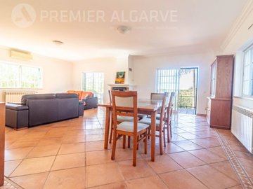 idf25fab01-0000-0500-0000-0000171f4ea0