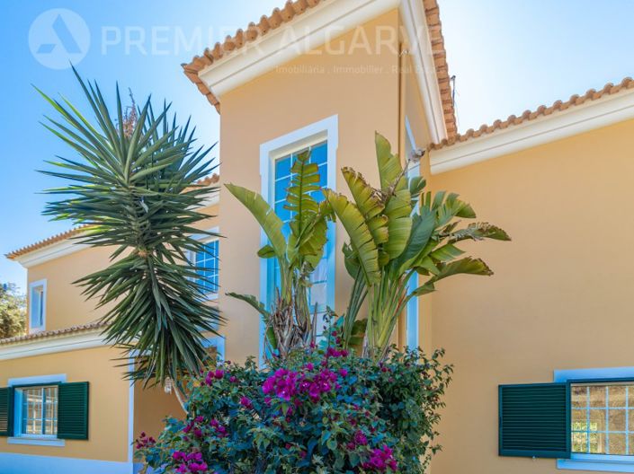 Image No.27-4 Bed House for sale