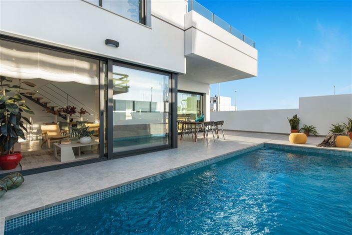 Image No.26-3 Bed Villa for sale