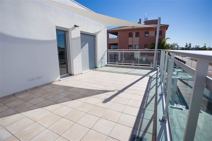 Image No.10-3 Bed Villa for sale