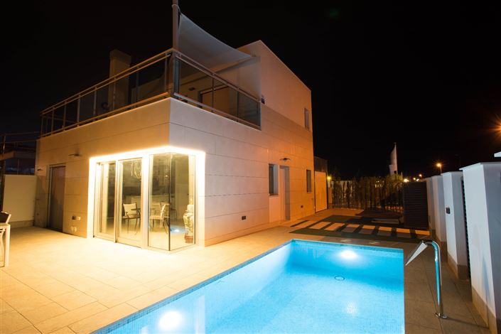 Image No.21-3 Bed Villa for sale