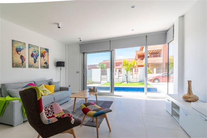 Image No.19-3 Bed Villa for sale