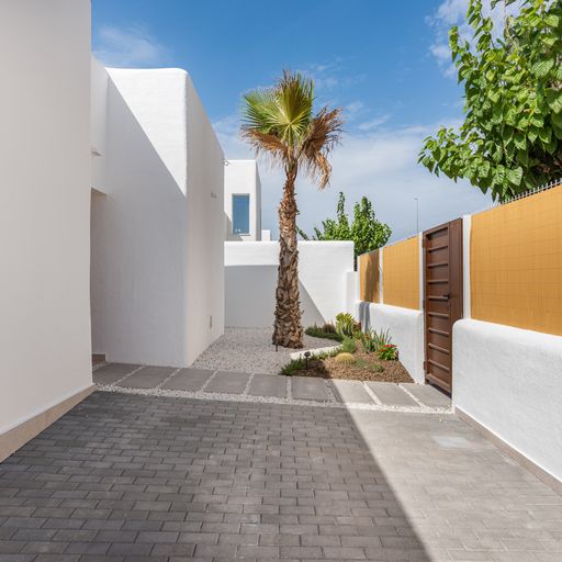 Image No.26-3 Bed Villa for sale