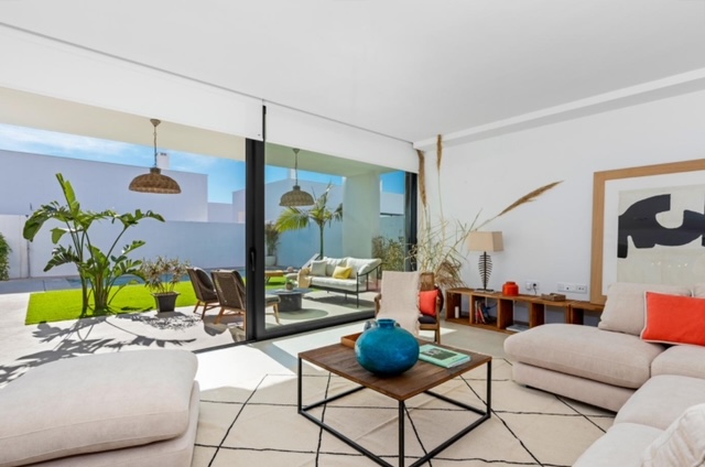 Image No.4-3 Bed Villa for sale