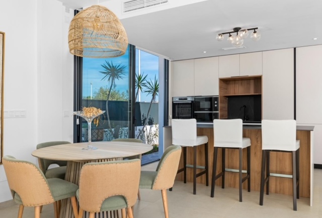 Image No.6-3 Bed Villa for sale