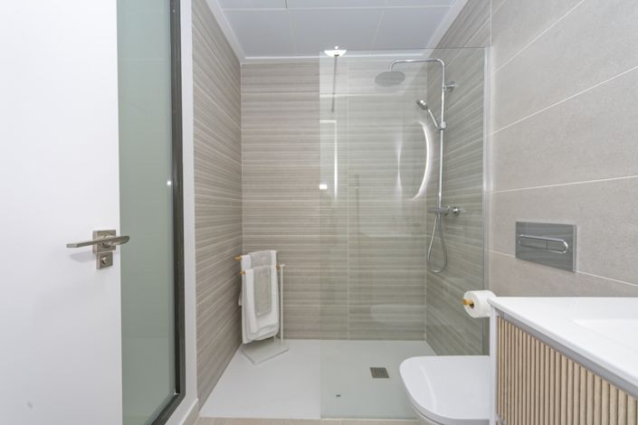 Image No.25-2 Bed Apartment for sale