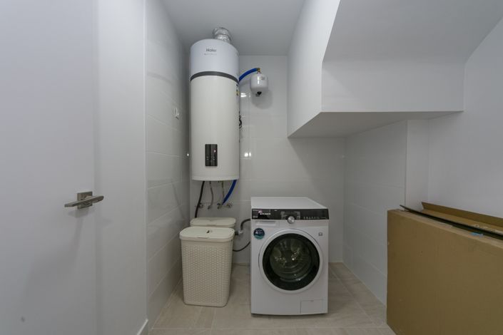 Image No.29-2 Bed Apartment for sale